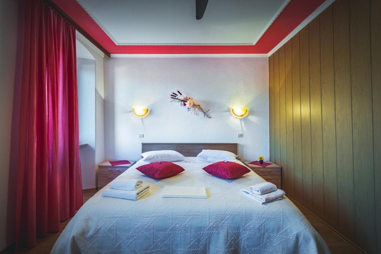 מוטובון Guest House Nena מראה חיצוני תמונה