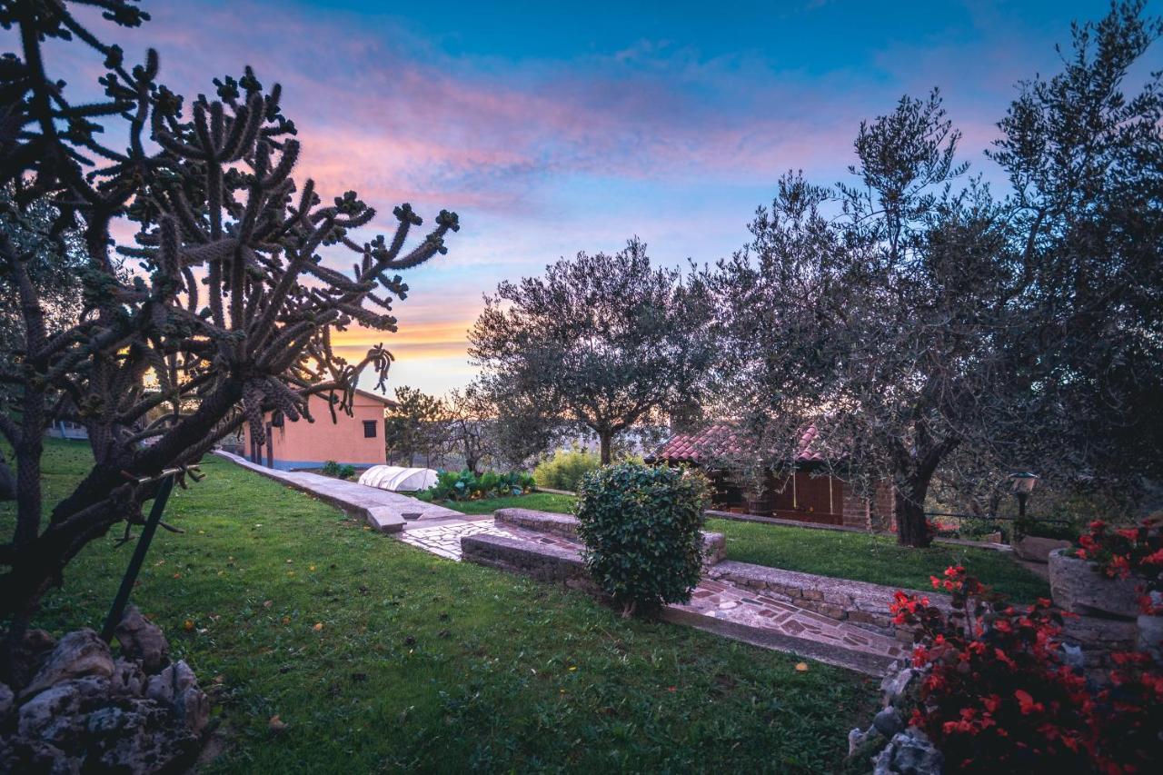 מוטובון Guest House Nena מראה חיצוני תמונה