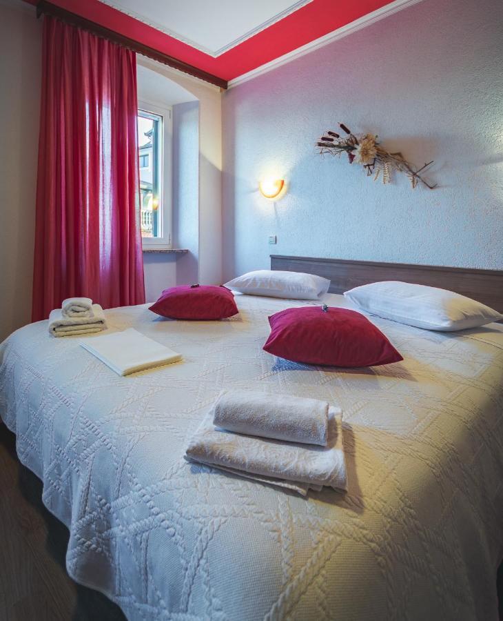 מוטובון Guest House Nena מראה חיצוני תמונה